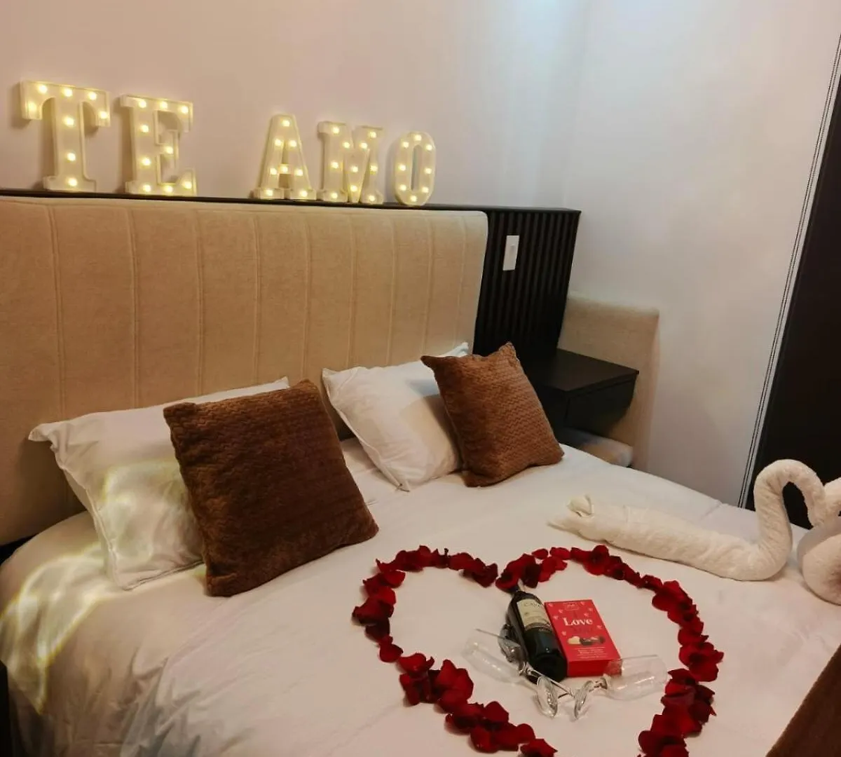 Apartment Executive Suite And Top Amenities Quito